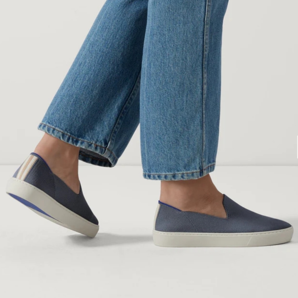 Rothy's The Original Slip-On Sneakers in Navy Size 9.5